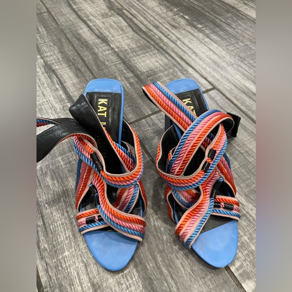 KAT MACONIE MULTICOLOR STRAP SANDAL HELLS SIZE 9